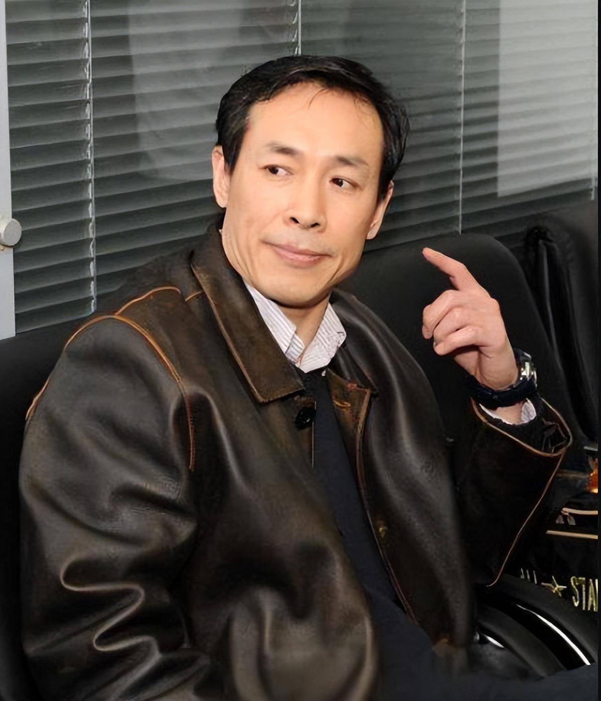 乐鱼全站-贝蒂斯主教练遭遇执教低谷，备受质疑